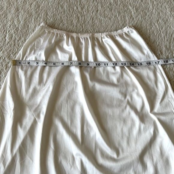 Vintage Vanity Fair slip white size SML - Picture 9 of 13
